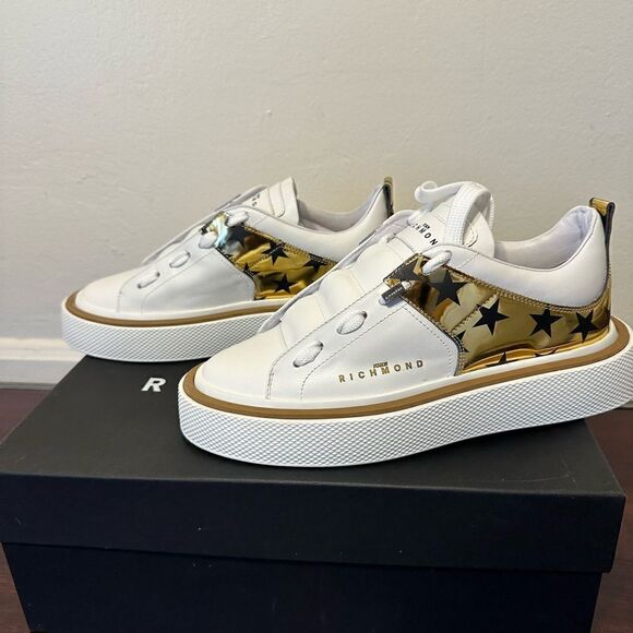 John Richmond  Metallic star leather fashion sneaker in white size EU37; US6,5-7 - Picture 7 of 13